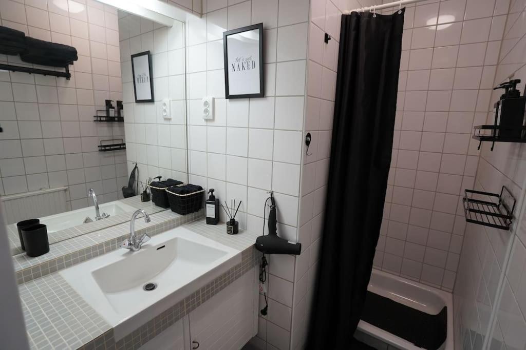 בילפלד Downtown/Balcony/Coffee Bar/Tv-Streaming/Top Wlan מראה חיצוני תמונה